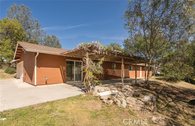 31200 Revis Road, Coarsegold CA: https://media.crmls.org/medias/ceec6345-506b-4ea5-89e2-3a743a5255a2.jpg