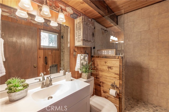 Detail Gallery Image 10 of 30 For 2127 7th Ln, Big Bear City,  CA 92314 - 2 Beds | 1/1 Baths