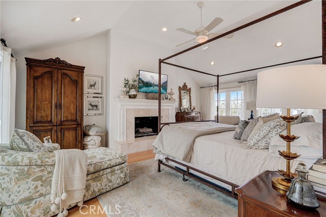 Detail Gallery Image 26 of 70 For 2025 E Balboa, Newport Beach,  CA 92661 - 4 Beds | 4 Baths