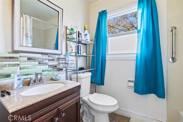 Detail Gallery Image 16 of 26 For 6309 Jansen Dr, Sacramento,  CA 95824 - 2 Beds | 1 Baths