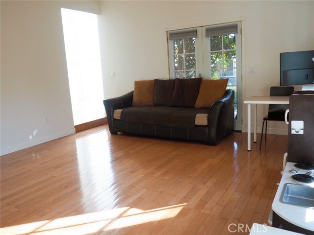 Detail Gallery Image 22 of 50 For 8335 Sparton Ave, Panorama City,  CA 91402 - 7 Beds | 6 Baths