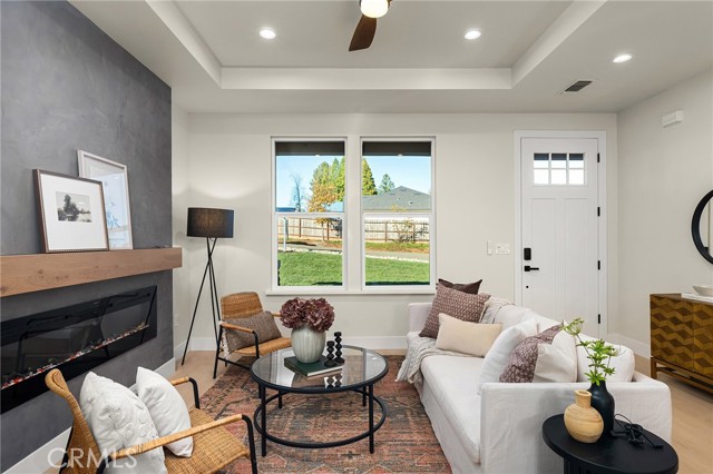 Detail Gallery Image 7 of 45 For 1610 Young, Paradise,  CA 95969 - 2 Beds | 2 Baths