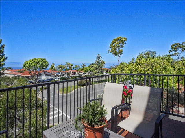 2201 Via Carrillo, Palos Verdes Estates, California 90274, 2 Bedrooms Bedrooms, ,2 BathroomsBathrooms,Residential,For Sale,Via Carrillo,SB26078806