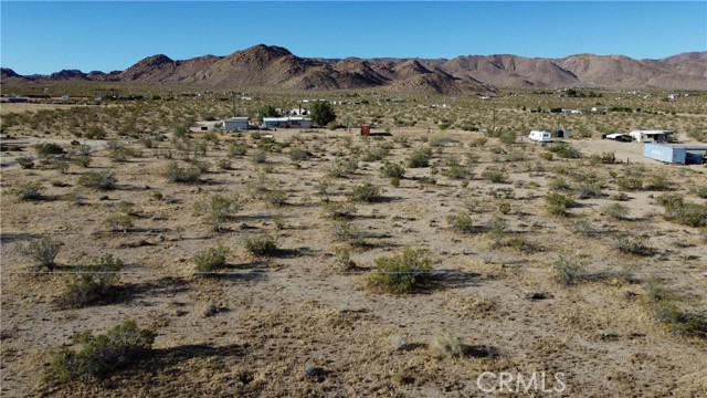 Detail Gallery Image 9 of 12 For 702 Bell Rd, Johnson Valley,  CA 92285 - – Beds | – Baths