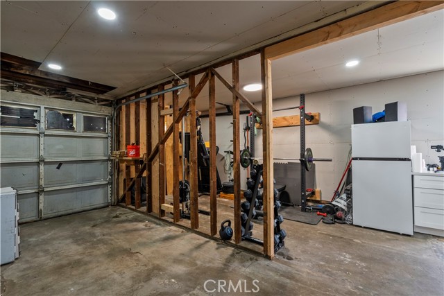 766 Harding Ave, San Fernando CA: https://media.crmls.org/medias/cef18ff8-4a61-443e-b19f-aaee0023b4f4.jpg