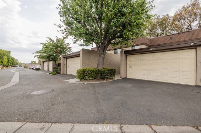 12279 Westcliff Drive, Stanton CA: https://media.crmls.org/medias/cef1db36-5ac1-475f-820f-6e4855cfd725.jpg