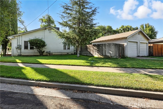 Detail Gallery Image 5 of 51 For 200 E 27th St, Merced,  CA 95340 - 2 Beds | 1 Baths