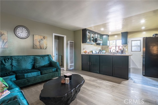 Detail Gallery Image 5 of 24 For 11737 Bellman Ave, Downey,  CA 90241 - – Beds | – Baths