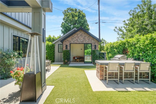 4961 Edgerton Avenue, Encino CA: https://media.crmls.org/medias/cef49bb4-652a-4c63-8d6a-0963f083af34.jpg