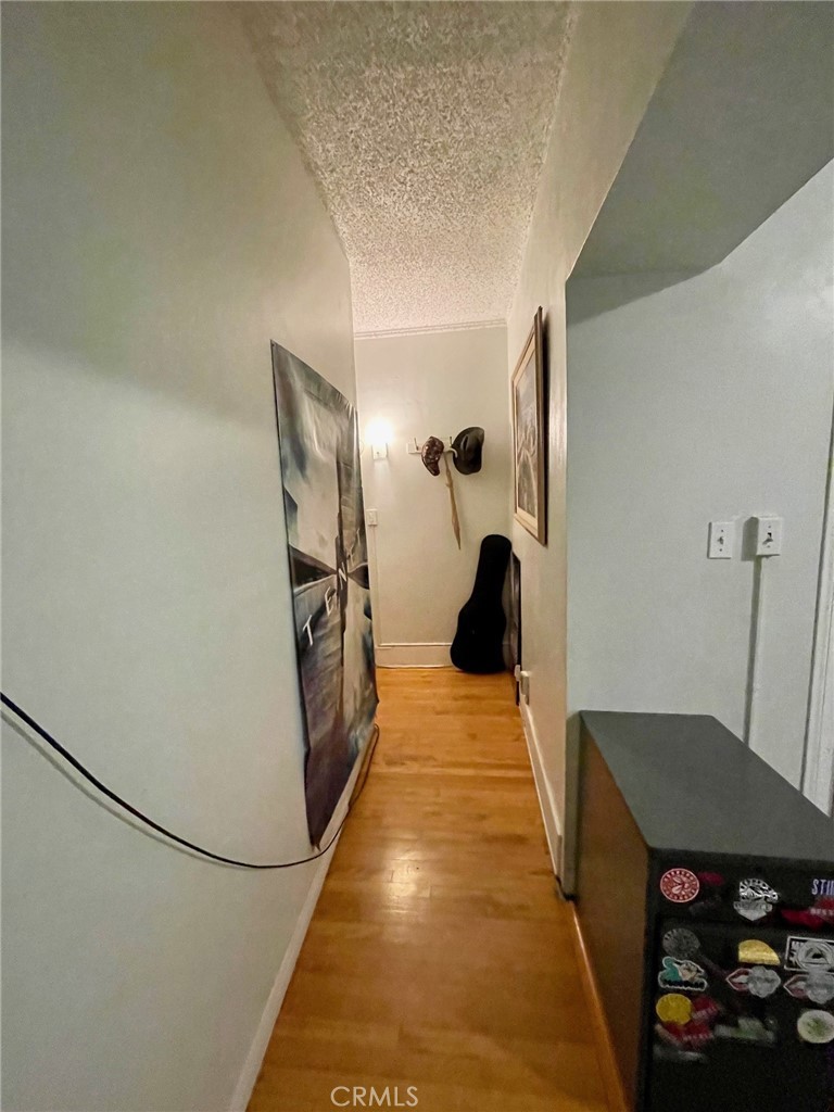 https://media.crmls.org/medias/cef4a5ce-be49-4a6a-a0bf-c6a5443659a3.jpg?preset=X-Large