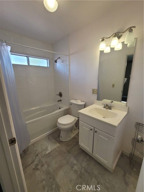 34726 Pecan Avenue, Yucaipa CA: https://media.crmls.org/medias/cef4c984-04c1-4f14-b071-33f5d504783a.jpg