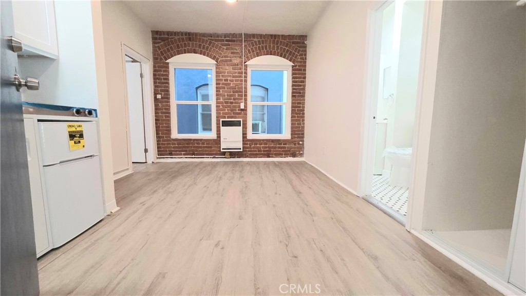 3408 Sunset Boulevard #107