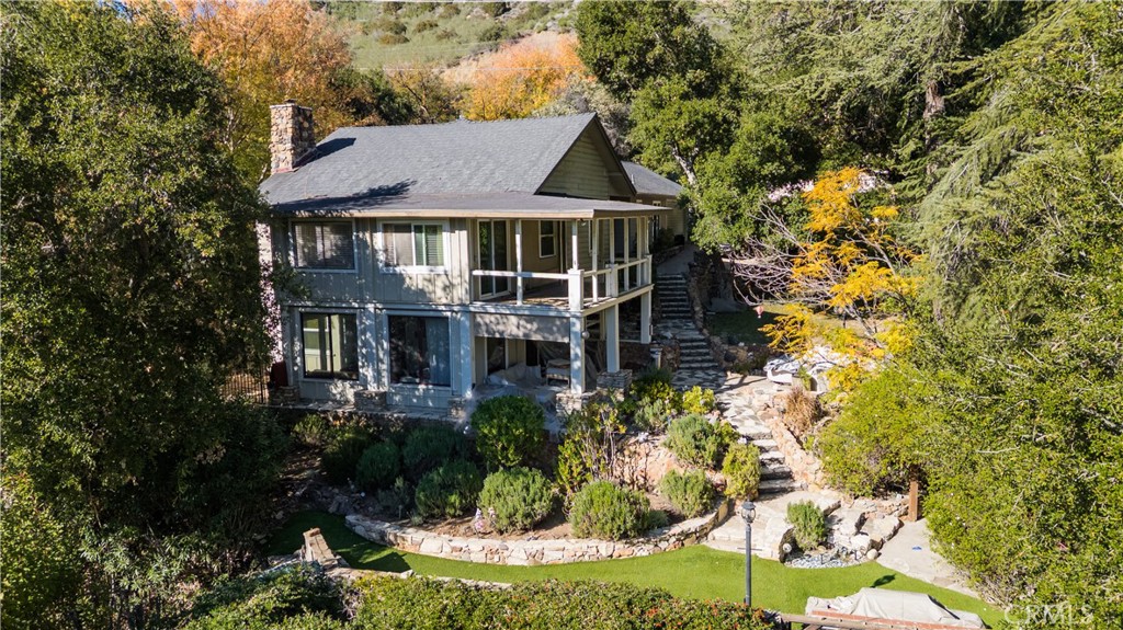 2305 Sugarloaf Drive