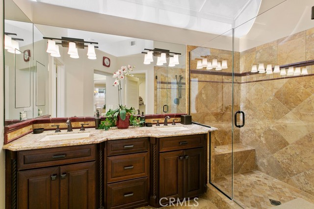 21432 Bastia, Mission Viejo CA: https://media.crmls.org/medias/cef66450-029f-429b-b59a-5681fad4ed50.jpg