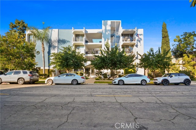 Detail Gallery Image 2 of 30 For 2101 E 2nd St #305,  Long Beach,  CA 90803 - 2 Beds | 2 Baths