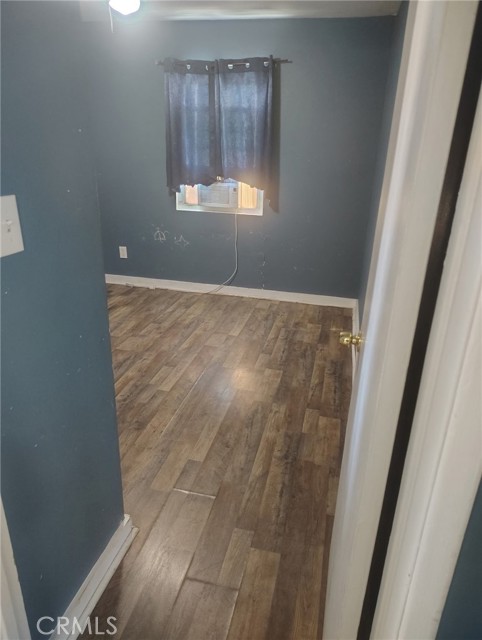 Detail Gallery Image 6 of 10 For 16583 E, Victorville,  CA 92395 - 2 Beds | 1 Baths