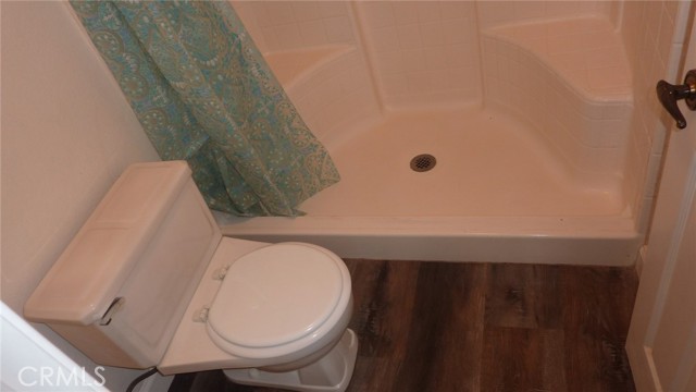 284 Celeste Drive, Riverside CA: https://media.crmls.org/medias/cef7ad09-6de0-4e04-90c1-bdb4afe212c6.jpg