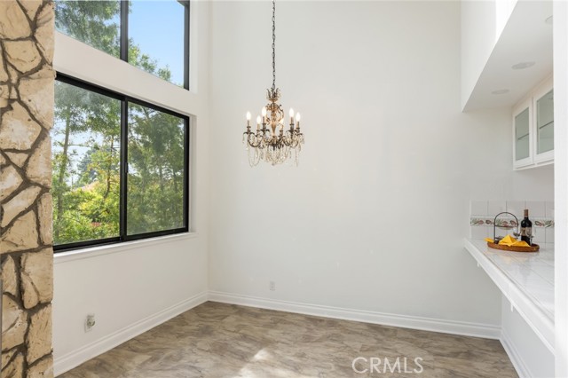 5987 Peacock Ridge, Rancho Palos Verdes CA: https://media.crmls.org/medias/cef83064-21e9-4a88-ac9d-71006741c87a.jpg