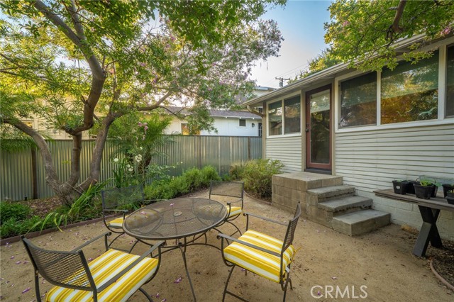 Detail Gallery Image 16 of 46 For 330 W 6th St, Claremont,  CA 91711 - 2 Beds | 1 Baths