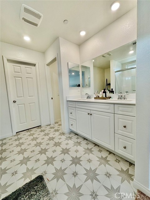 22542 Cloud Meadow, Nuevo CA: https://media.crmls.org/medias/cef917dd-6ec9-41f7-b255-9d7047774fed.jpg