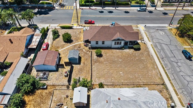 1099 W Congress Street, San Bernardino CA: https://media.crmls.org/medias/cefc8060-6083-4465-b640-84b061104e0f.jpg