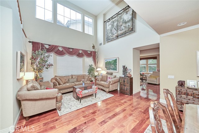 Detail Gallery Image 7 of 62 For 20655 Lugano Way, Porter Ranch,  CA 91326 - 4 Beds | 3 Baths