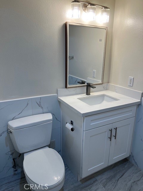 Detail Gallery Image 8 of 19 For 918 W Garvey, Monterey Park,  CA 91754 - 2 Beds | 2 Baths