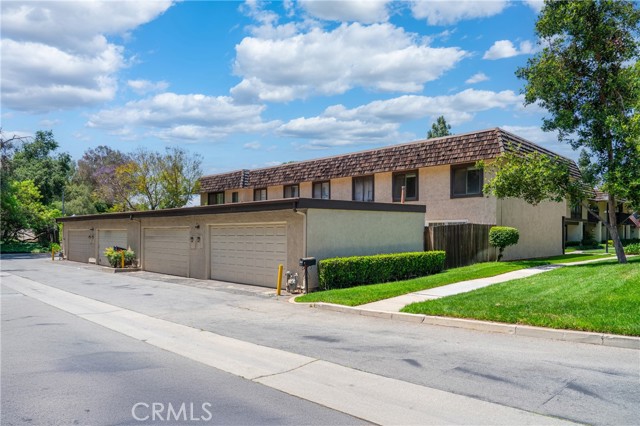 Detail Gallery Image 23 of 31 For 762 Smokewood Ln, San Dimas,  CA 91773 - 3 Beds | 2/1 Baths
