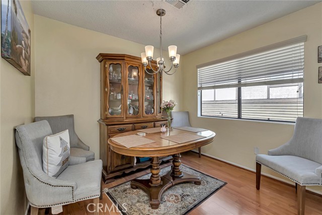Detail Gallery Image 16 of 40 For 21241 Lassen #3,  Chatsworth,  CA 91311 - 2 Beds | 2/1 Baths