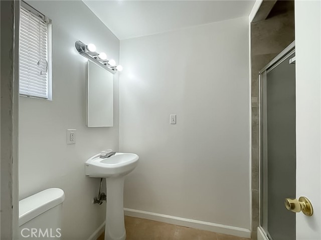 Detail Gallery Image 10 of 20 For 45567 Andale Ave, Lancaster,  CA 93535 - 4 Beds | 2 Baths