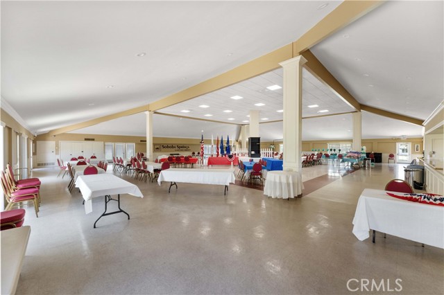 2230 Lake Park Dr, San Jacinto CA: https://media.crmls.org/medias/cf01968e-7968-46b6-8f18-376b5632410f.jpg