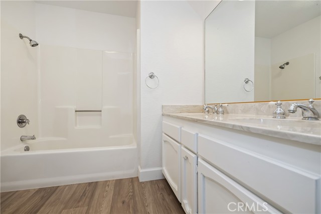 Secondary bathroom wiht dual sinks