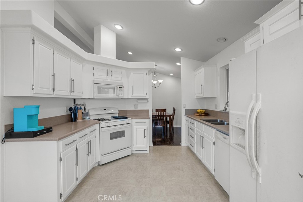 MLS #SR26005238 image #8