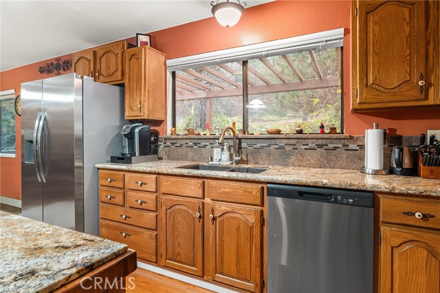 Detail Gallery Image 14 of 68 For 18774 Challenge Cut off Rd, Forbestown,  CA 95941 - 5 Beds | 3 Baths