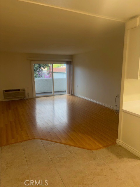 Detail Gallery Image 3 of 14 For 2210 via Mariposa #C,  Laguna Woods,  CA 92637 - 1 Beds | 1 Baths