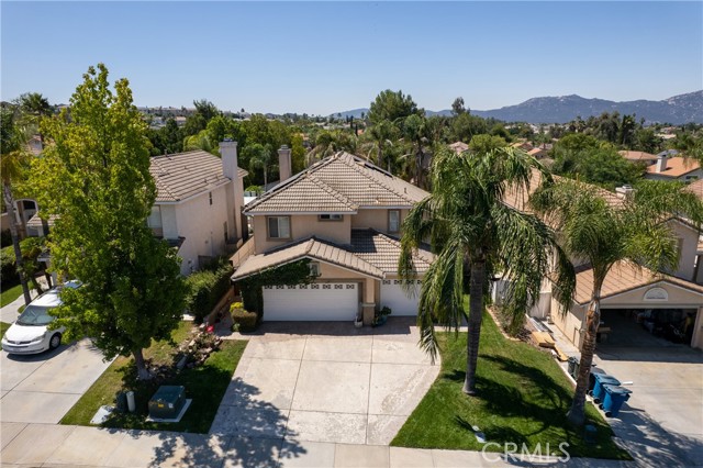 44785 Corte Sanchez, Temecula CA: https://media.crmls.org/medias/cf037e5d-f4d3-48cb-8f38-10043341fff1.jpg