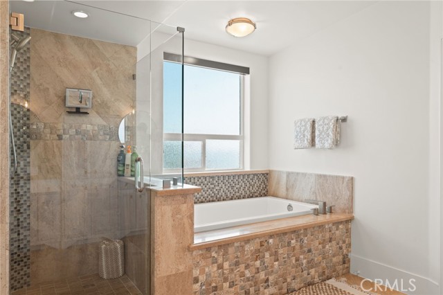 Detail Gallery Image 21 of 67 For 516 S S the Strand, Oceanside,  CA 92054 - 8 Beds | 9 Baths