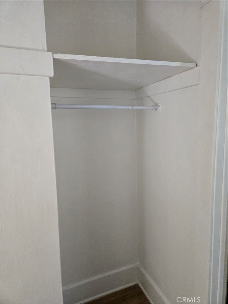 https://media.crmls.org/medias/cf049790-7f54-4046-8fe2-697fb5988571.jpg?preset=X-Large
