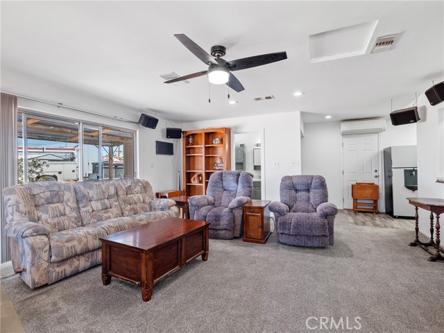 Detail Gallery Image 19 of 35 For 14060 Osage Rd, Apple Valley,  CA 92307 - 3 Beds | 2 Baths