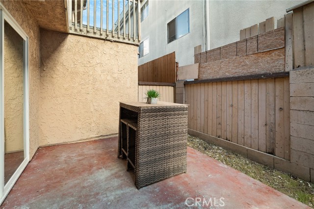 Detail Gallery Image 35 of 42 For 13534 Cordary Ave #14,  Hawthorne,  CA 90250 - 3 Beds | 3 Baths