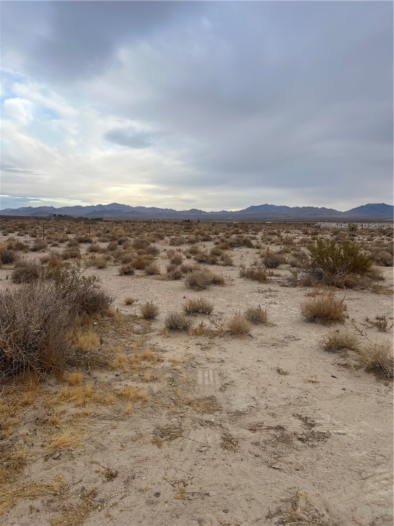 Detail Gallery Image 1 of 4 For 1 Rodeo Rd, Lucerne Valley,  CA 92356 - – Beds | – Baths