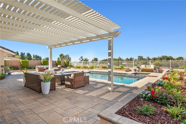 536 S Tumbleweed Road, Anaheim Hills CA: https://media.crmls.org/medias/cf0785bd-7f08-4a65-94d1-bc46eda37d53.jpg