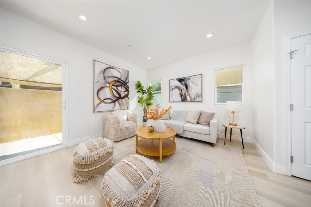 737 Lewis Street, Pomona CA: https://media.crmls.org/medias/cf07d8ad-04e7-4e3e-ad9b-c53e67f58d10.jpg