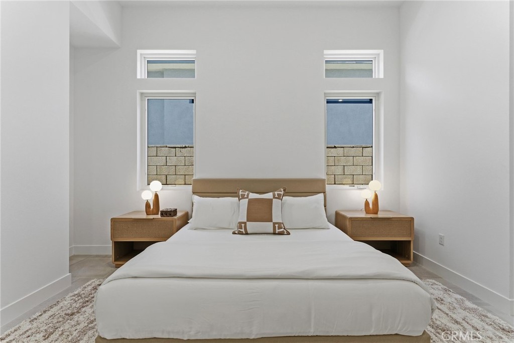 MLS #OC25255212 image #9