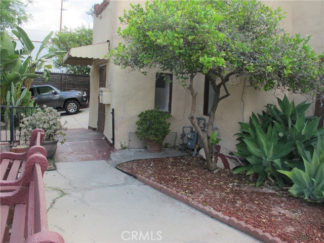 Detail Gallery Image 8 of 28 For 3000 Cazador, Los Angeles,  CA 90065 - – Beds | – Baths