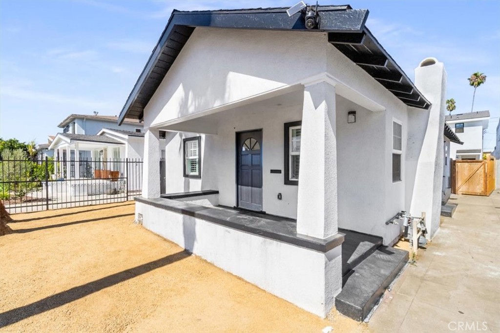 Cf090316 846B 4C7D 86A2 50473A96E84E 6616 Denver Avenue, Los Angeles, Ca 90044 &Lt;Span Style='BackgroundColor:transparent;Padding:0Px;'&Gt; &Lt;Small&Gt; &Lt;I&Gt; &Lt;/I&Gt; &Lt;/Small&Gt;&Lt;/Span&Gt;