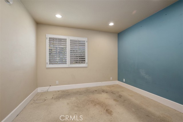 Detail Gallery Image 13 of 19 For 3327 Sterling Dr, Corona,  CA 92882 - 3 Beds | 2 Baths
