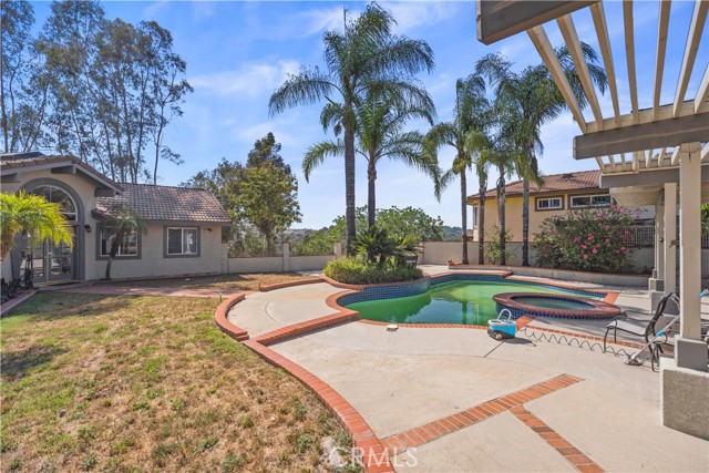 20905 Running Branch Road, Diamond Bar CA: https://media.crmls.org/medias/cf0abec7-19d2-4435-b485-bf0cb532f1d4.jpg