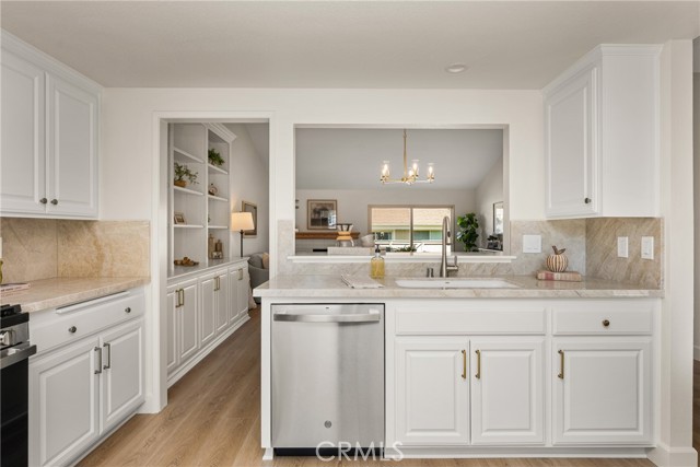 Detail Gallery Image 36 of 66 For 16 Driftwood #24,  Irvine,  CA 92604 - 2 Beds | 2 Baths