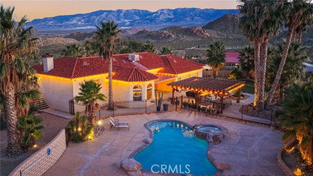 Detail Gallery Image 4 of 75 For 31024 Rabbit Springs Rd, Lucerne Valley,  CA 92356 - 4 Beds | 5 Baths